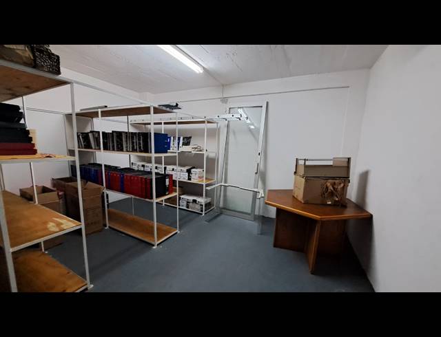 200M² BUSINESS FOR SALE IN EMPANGENI CENTRAL